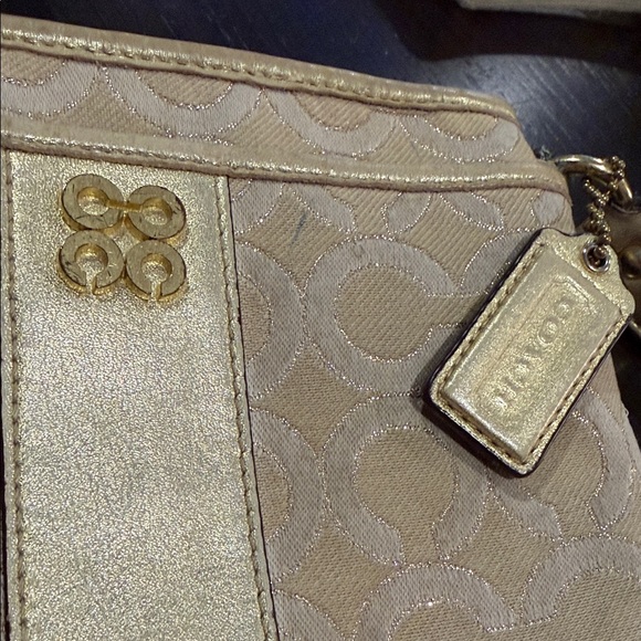 Coach Tan and Gold Crossbody Bag Optic C designer purse handbag pink vintage - Picture 2 of 10